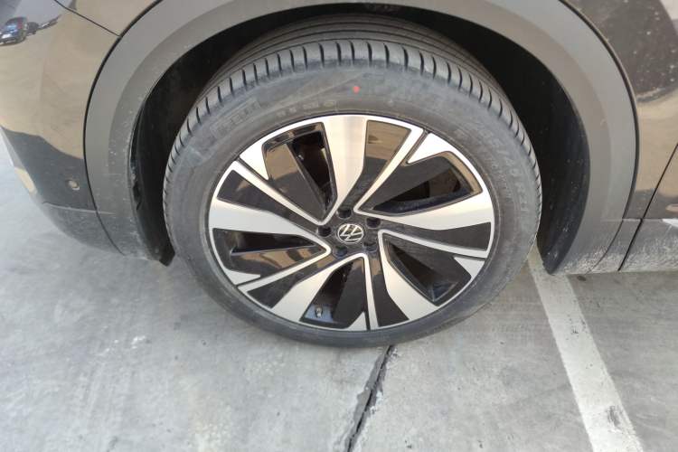 Used Volkswagen Talagon 2024 380TSI All-Wheel Drive Luxury Prestige Pro 7-Seater Left Front Wheel Hub
