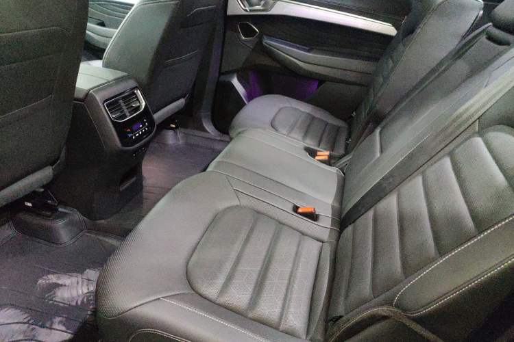 Used Volkswagen Talagon 2024 380TSI All-Wheel Drive Luxury Prestige Pro 7-Seater Left Rear Seat