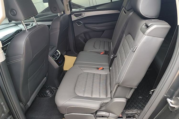 Used Volkswagen Talagon 2024 380TSI All-Wheel Drive Luxury Prestige Pro 7-Seater Left Rear Seat
