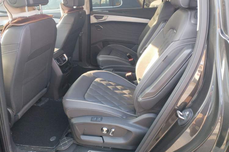 Used Volkswagen Talagon 2024 380TSI Four-Wheel-Drive Flagship Shengjing Shared Enjoyment Version 6 Seats Left Rear Seat