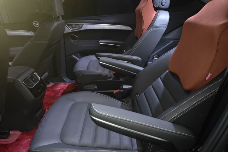 Used Volkswagen Talagon 2024 380TSI All-Wheel Drive Luxury Prestige Pro 6-Seater Left Rear Seat