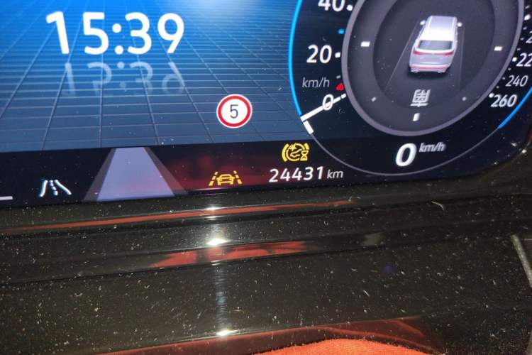 Used Volkswagen Talagon 2024 380TSI All-Wheel Drive Luxury Prestige Pro 6-Seater Odometer Close Up