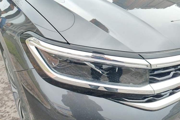 Used Volkswagen Talagon 2024 380TSI All-Wheel Drive Luxury Prestige Pro 7-Seater Right Front Headlight