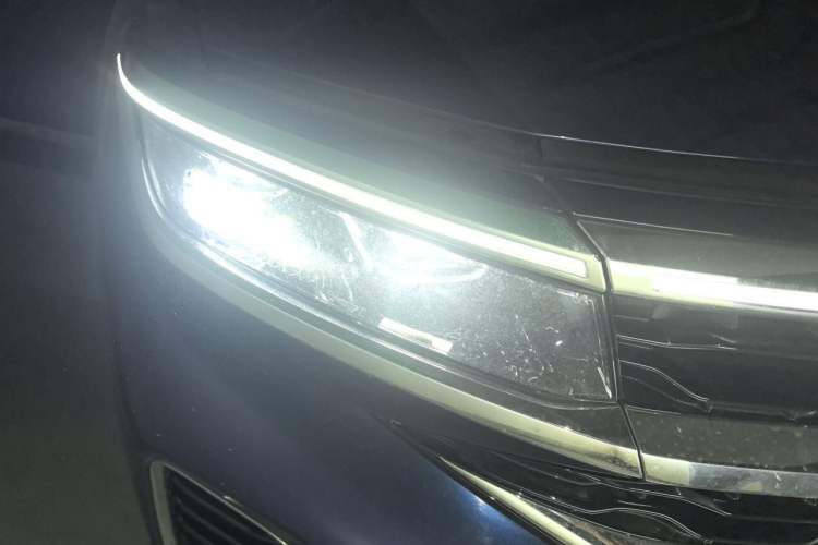 Used Volkswagen Talagon 2024 380TSI All-Wheel Drive Luxury Prestige Pro 6-Seater Right Front Headlight