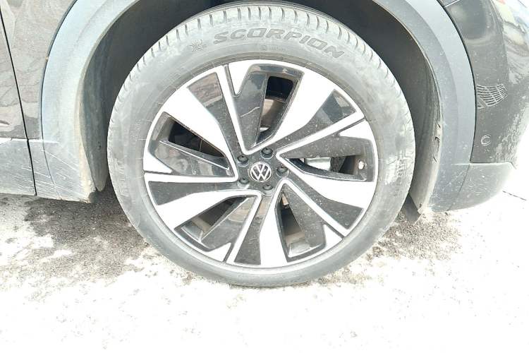 Used Volkswagen Talagon 2024 380TSI All-Wheel Drive Luxury Prestige Pro 7-Seater Right Front Wheel Hub