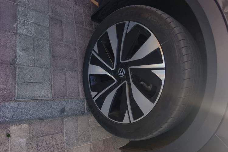 Used Volkswagen Talagon 2024 380TSI All-Wheel Drive Luxury Prestige Pro 7-Seater Right Front Wheel Hub