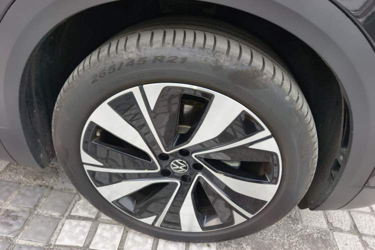 Used Volkswagen Talagon 2024 380TSI Four-Wheel Drive Luxury Jiajing Pro Shared-Experience Version 6 Seats Right Front Wheel Hub