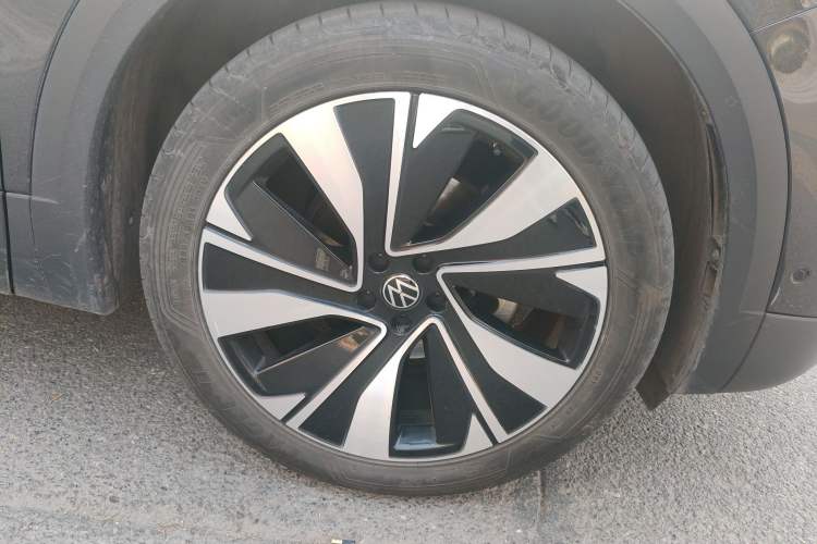 Used Volkswagen Talagon 2024 380TSI Four-Wheel Drive Luxury Jiajing Pro Shared-Experience Version 6 Seats Right Front Wheel Hub