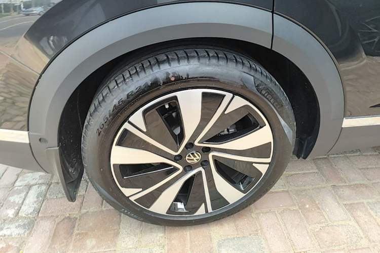 Used Volkswagen Talagon 2024 380TSI All-Wheel Drive Luxury Prestige Pro 7-Seater Right Rear Wheel Hub