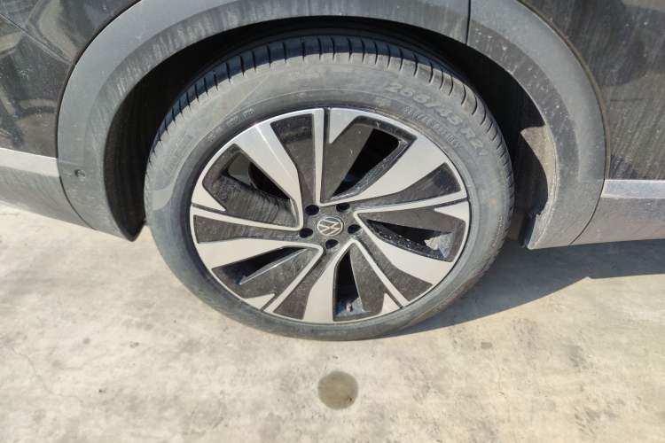 Used Volkswagen Talagon 2024 380TSI All-Wheel Drive Luxury Prestige Pro 7-Seater Right Rear Wheel Hub