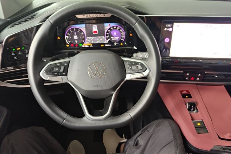 Used Volkswagen Talagon 2024 380TSI All-Wheel Drive Luxury Prestige Pro 6-Seater Steering Wheel