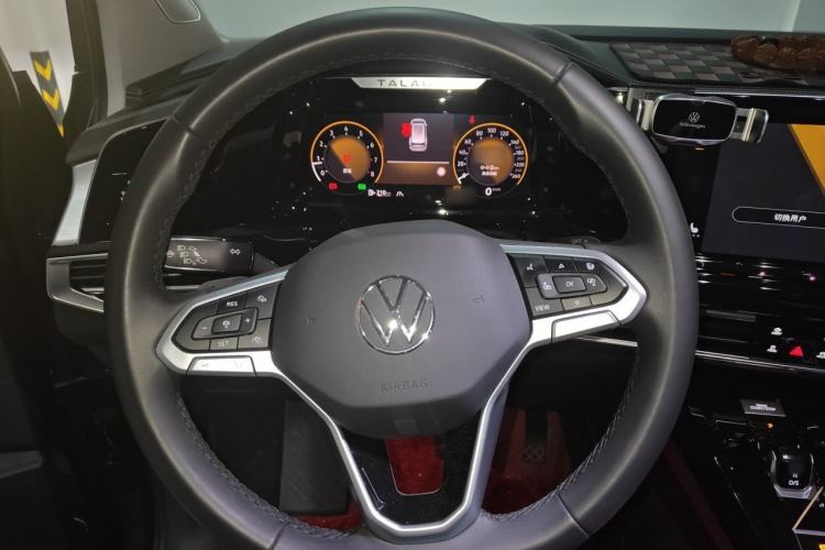 Used Volkswagen Talagon 2024 380TSI All-Wheel Drive Luxury Prestige Pro 6-Seater Steering Wheel