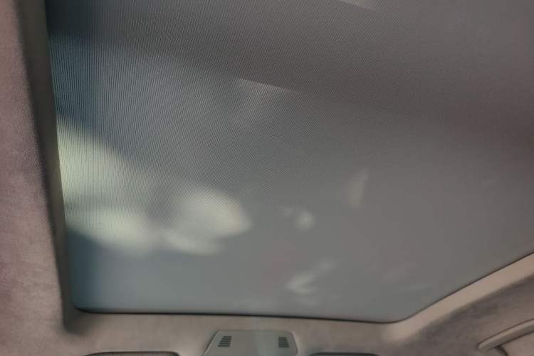 Used Volkswagen Talagon 2024 530TSI Four-Wheel-Drive Flagship Shengjing Edition Pro 7-Seater Headliner