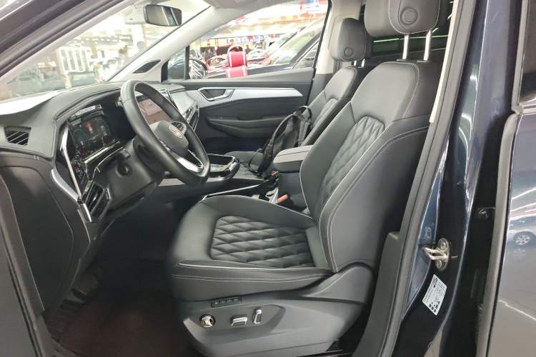 Used Volkswagen Talagon 2024 380TSI Four-Wheel-Drive Flagship Shengjing Shared Enjoyment Version 6 Seats Left Front Seat