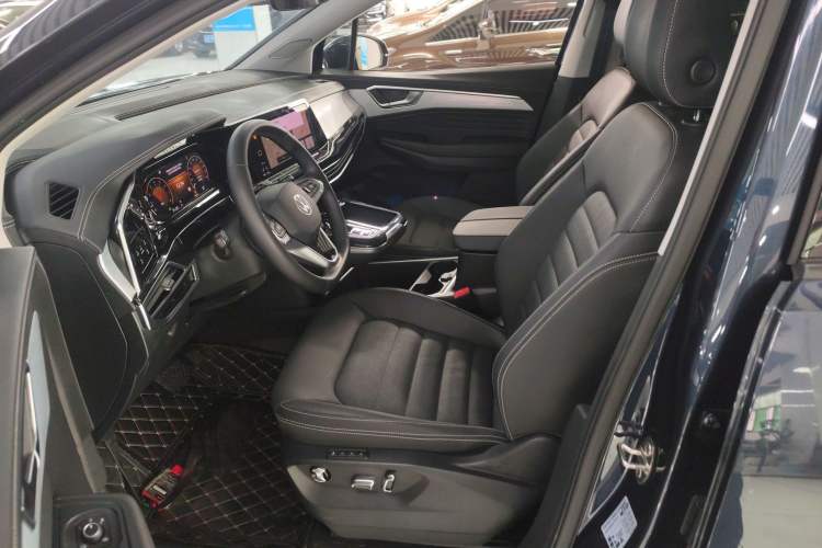 Used Volkswagen Talagon 2024 380TSI All-Wheel Drive Luxury Prestige Pro 6-Seater Left Front Seat