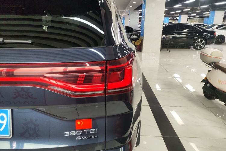 Used Volkswagen Talagon 2024 380TSI All-Wheel Drive Luxury Prestige Pro 6-Seater Right Rear Taillight