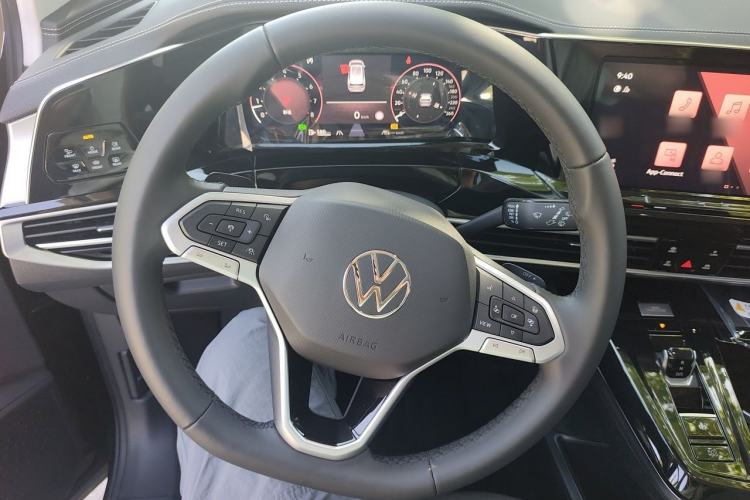 Used Volkswagen Talagon 2024 530TSI Four-Wheel-Drive Flagship Shengjing Edition Pro 7-Seater Steering Wheel