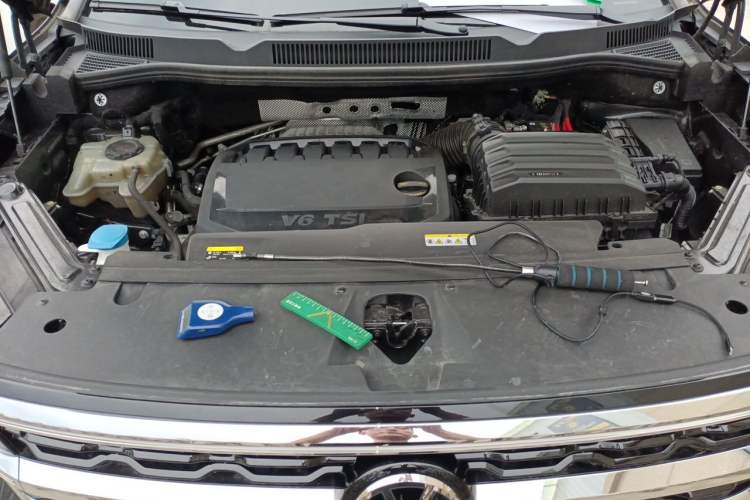 Used Volkswagen Talagon 2024 530TSI Four-Wheel-Drive Flagship Shengjing Edition Pro 6-Seater Engine Bay