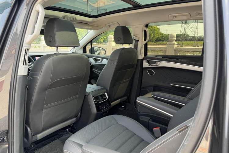 Used Volkswagen Talagon 2024 380TSI Four-Wheel Drive Luxury Jiajing Pro Shared-Experience Version 6 Seats Exterior 9