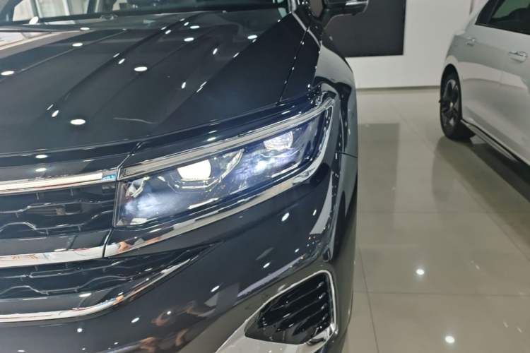 Used Volkswagen Talagon 2024 380TSI Four-Wheel Drive Luxury Jiajing Pro Shared-Experience Version 6 Seats Left Front Headlight