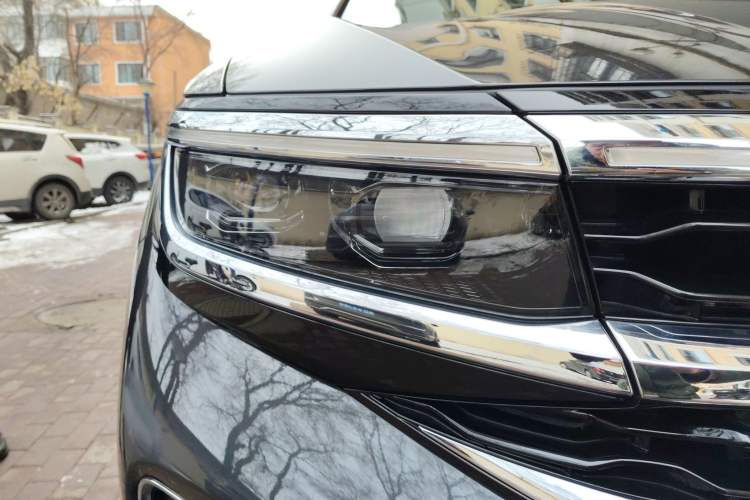 Used Volkswagen Talagon 2024 380TSI All-Wheel Drive Luxury Prestige Pro 6-Seater Right Front Headlight