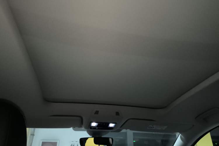 Used Volkswagen Talagon 2024 380TSI All-Wheel Drive Luxury Prestige Pro 6-Seater Headliner