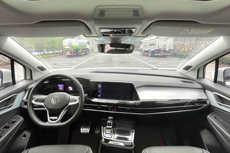 Used Volkswagen Talagon 2024 380TSI Four-Wheel-Drive Flagship Shengjing Shared Enjoyment Version 7 Seats Interior 2