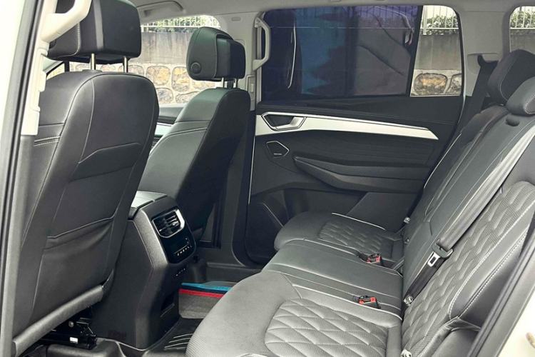Used Volkswagen Talagon 2024 380TSI Four-Wheel-Drive Flagship Shengjing Shared Enjoyment Version 7 Seats Interior 3