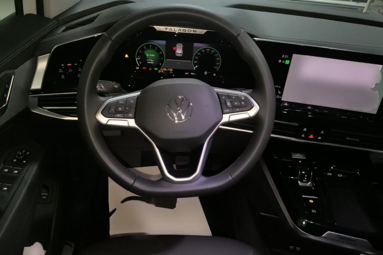 Used Volkswagen Talagon 2024 380TSI All-Wheel Drive Luxury Prestige Pro 6-Seater Steering Wheel