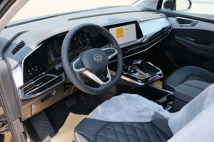 Used Volkswagen Talagon 2025 380TSI All-Wheel-Drive Luxury Jiajing Pro – Shared Edition 6 Seats Interior 2