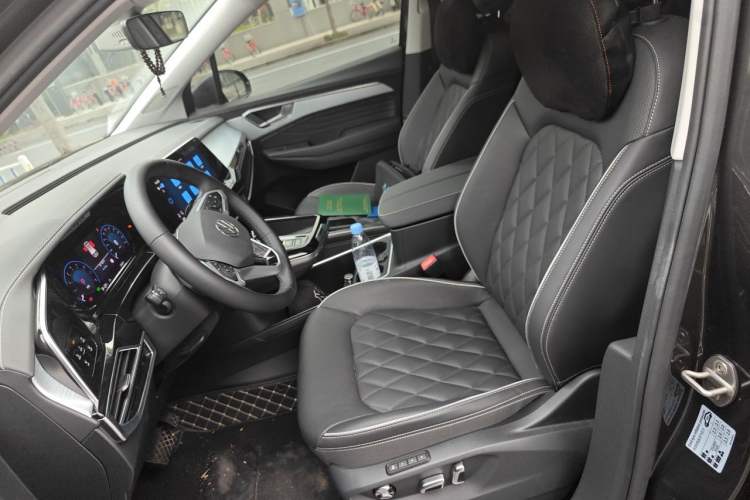 Used Volkswagen Talagon 2025 380TSI All-Wheel-Drive Luxury Jiajing Pro – Shared Edition 6 Seats Left Front Seat