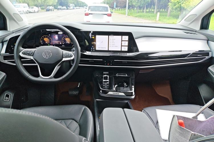 Used Volkswagen Talagon 2025 380TSI All-Wheel-Drive Luxury Jiajing Pro – Shared Edition 6 Seats Center Console