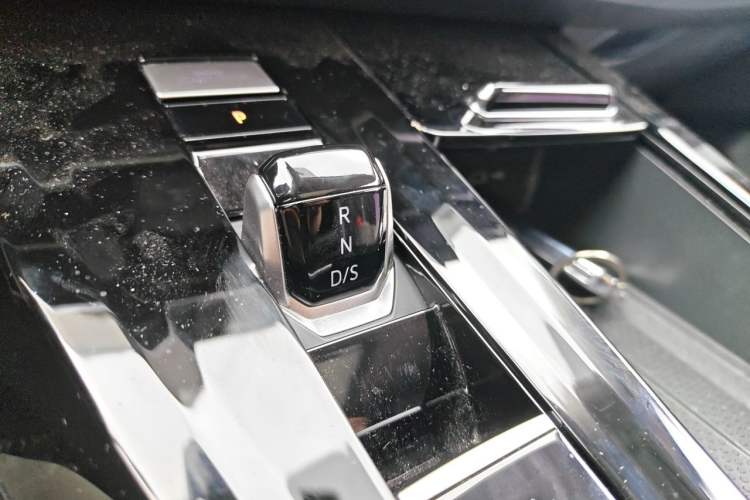 Used Volkswagen Talagon 2025 380TSI All-Wheel-Drive Luxury Jiajing Pro – Shared Edition 6 Seats Gear Lever