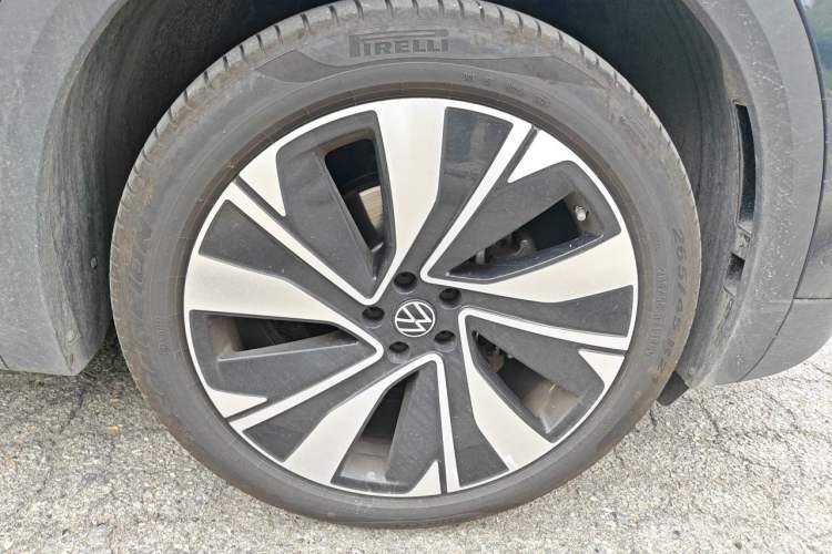 Used Volkswagen Talagon 2025 380TSI All-Wheel-Drive Luxury Jiajing Pro – Shared Edition 6 Seats Right Front Wheel Hub