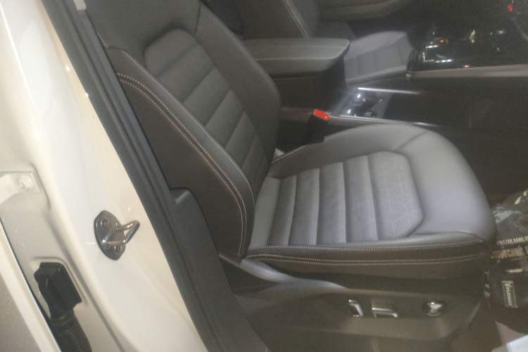 Used Volkswagen Talagon 2025 380TSI All-Wheel Drive Luxury Jiajing Pro – Shared-Use Version 7 Seats Right Front Seat