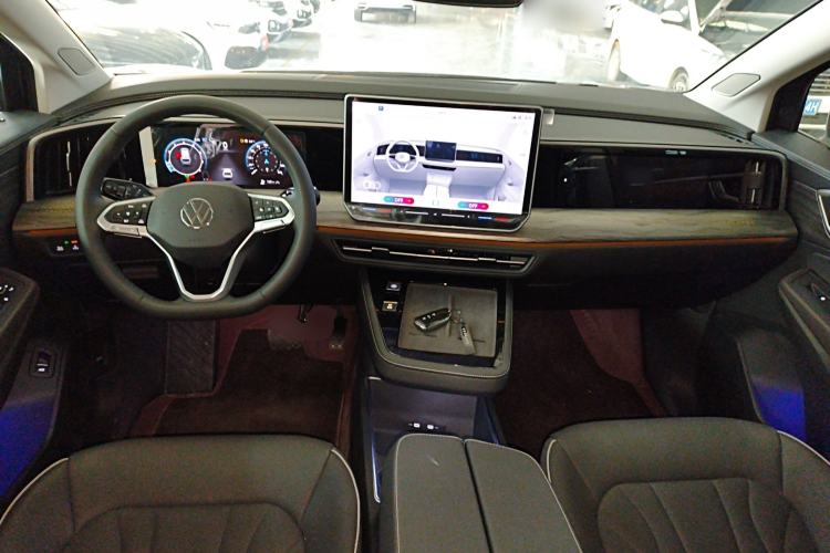 Used Volkswagen Talagon 2026 Model 450TSI Four-Wheel Drive Supreme 6-Seater Center Console