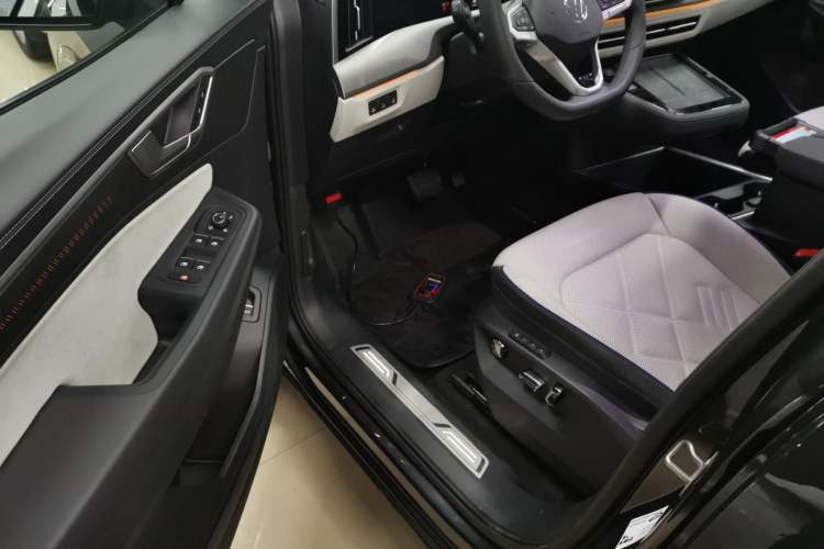 Used Volkswagen Talagon 2026 Model 450TSI Four-Wheel Drive Flagship 6-Seater Driver Seat