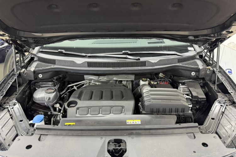 Used Volkswagen Talagon 2026 Model 450TSI Four-Wheel Drive Flagship 6-Seater Engine Bay