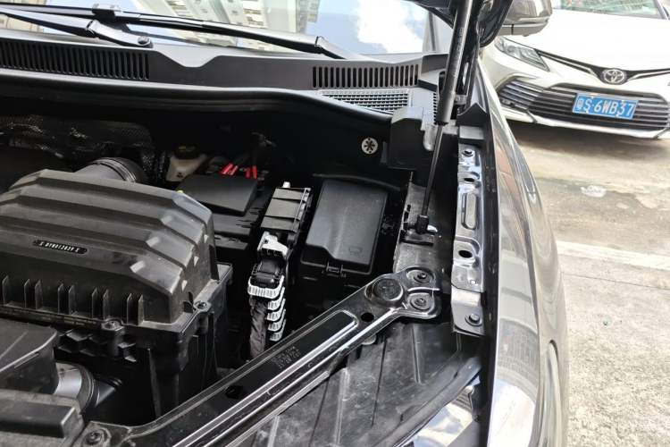 Used Volkswagen Talagon 2026 Model 450TSI Four-Wheel Drive Supreme 6-Seater Engine Bay Left