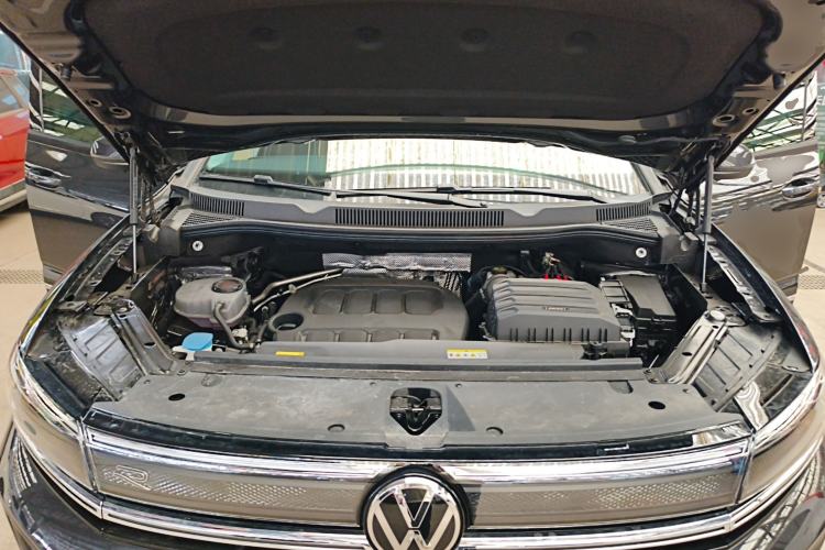 Used Volkswagen Talagon 2026 Model 450TSI Four-Wheel Drive Flagship 7-Seater Engine Bay