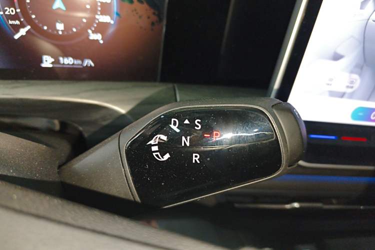 Used Volkswagen Talagon 2026 Model 450TSI Four-Wheel Drive Supreme 6-Seater Gear Lever