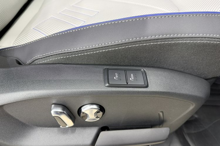 Used Volkswagen Talagon 2026 Model 450TSI Four-Wheel Drive Flagship 6-Seater Interior 10