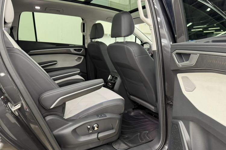 Used Volkswagen Talagon 2026 Model 450TSI Four-Wheel Drive Flagship 6-Seater Interior 11