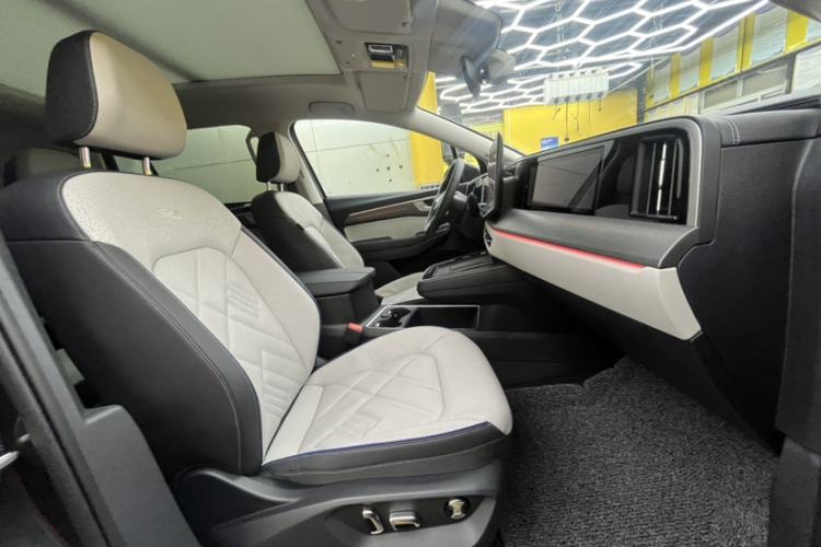 Used Volkswagen Talagon 2026 Model 450TSI Four-Wheel Drive Flagship 6-Seater Interior 12