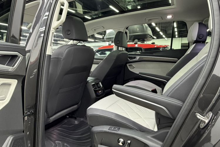 Used Volkswagen Talagon 2026 Model 450TSI Four-Wheel Drive Flagship 6-Seater Interior 7