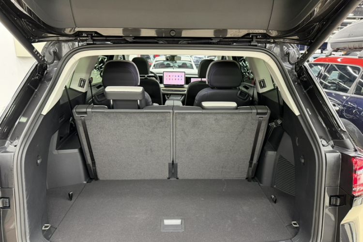 Used Volkswagen Talagon 2026 Model 450TSI Four-Wheel Drive Flagship 6-Seater Interior 9
