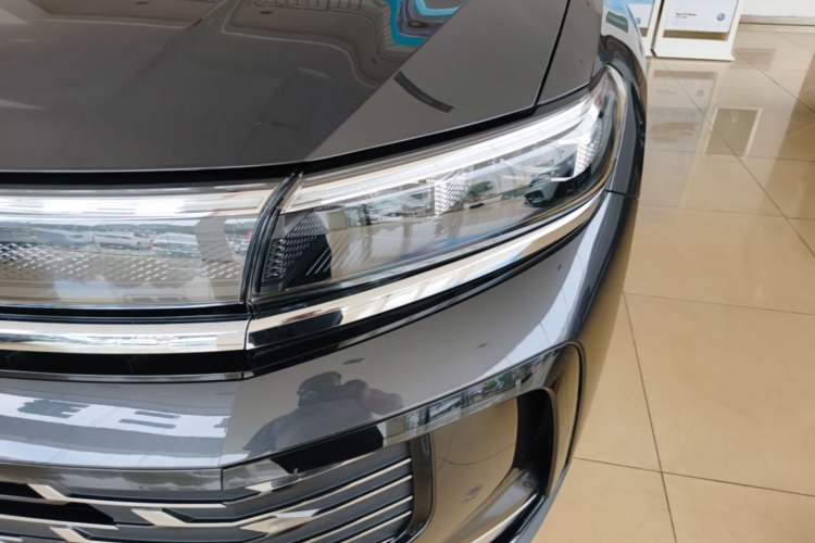 Used Volkswagen Talagon 2026 Model 450TSI Four-Wheel Drive Supreme 6-Seater Left Front Headlight