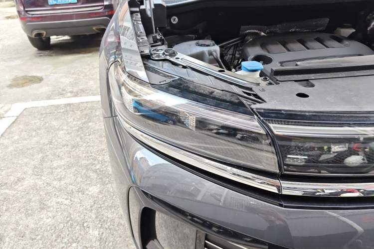Used Volkswagen Talagon 2026 Model 450TSI Four-Wheel Drive Supreme 6-Seater Right Front Headlight