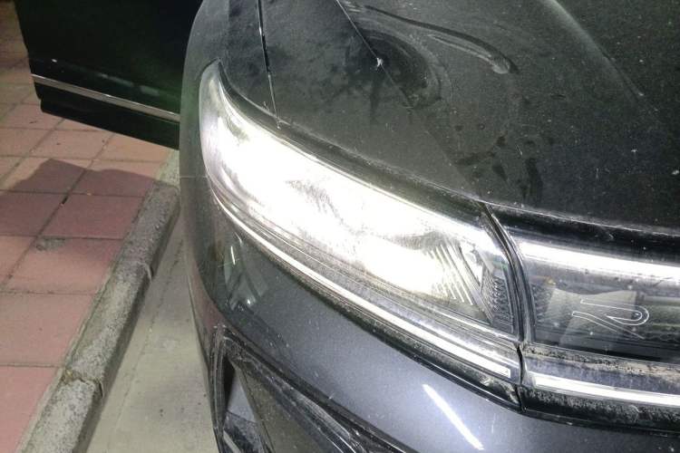 Used Volkswagen Talagon 2026 Model 450TSI Four-Wheel Drive Flagship 6-Seater Right Front Headlight