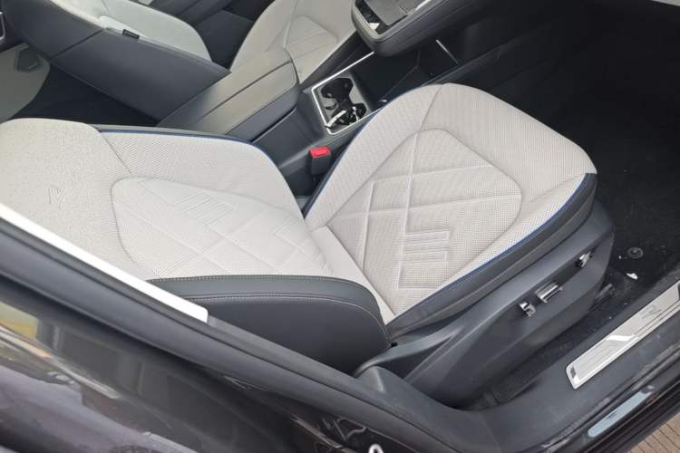 Used Volkswagen Talagon 2026 Model 450TSI Four-Wheel Drive Flagship 6-Seater Right Front Seat